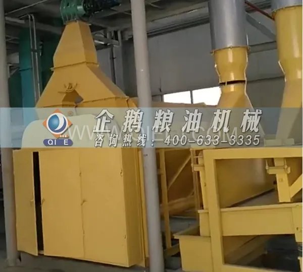 企鵝精煉設(shè)備品質(zhì)優(yōu)勝遠(yuǎn)銷國外，客戶贊不絕口多次回購(圖4)