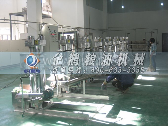 芝麻油壓榨處理設(shè)備，企鵝牌液壓榨油機(jī)勇于創(chuàng)新生產(chǎn)效率高(圖5)